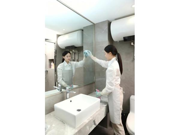 專業保潔服務全解析：打造潔凈舒適的生活與工作環境